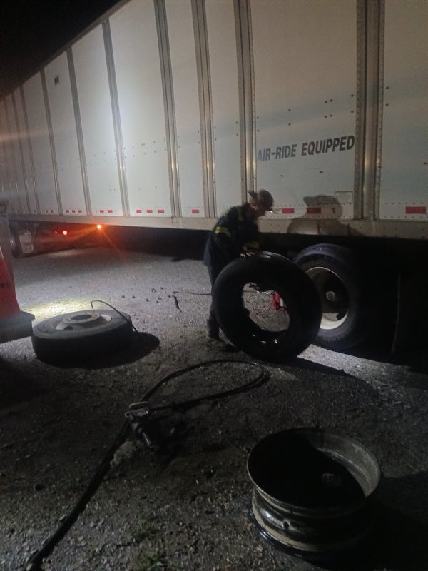 Farmerboys LLC roadside truck repair photo